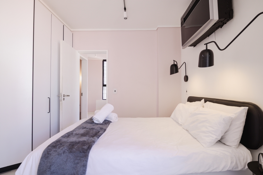 1 Bedroom Property for Sale in Sea Point Western Cape